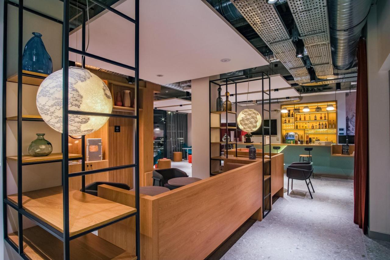 Ibis Styles Albertville Bagian luar foto