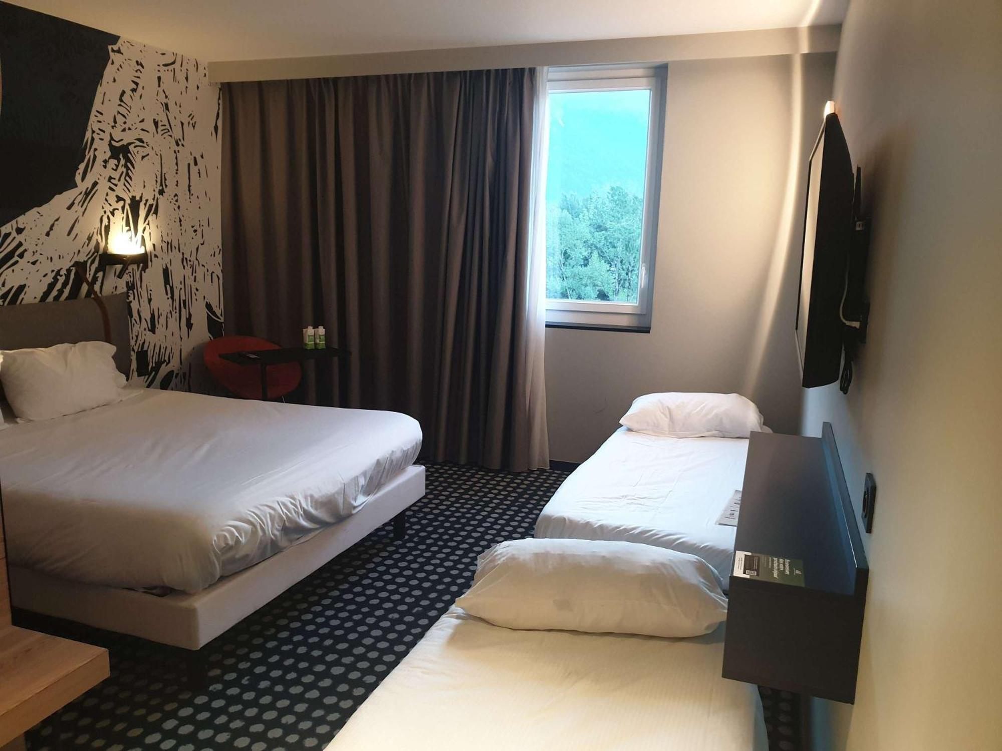 Ibis Styles Albertville Bagian luar foto