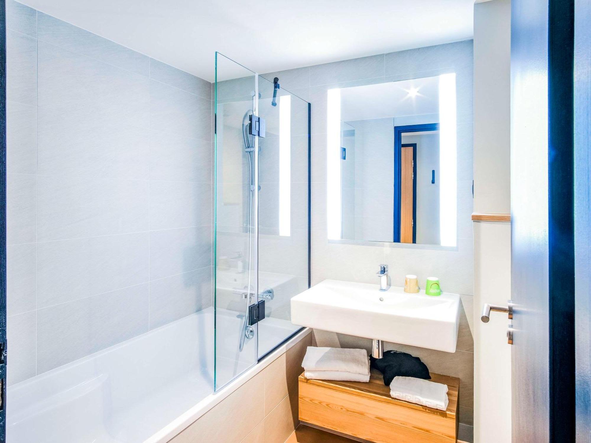 Ibis Styles Albertville Bagian luar foto